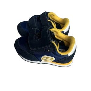 Skechers Toddler Baby Sneakers Shoes 5 Unisex Adjustable Strap Retro Casual NWOT